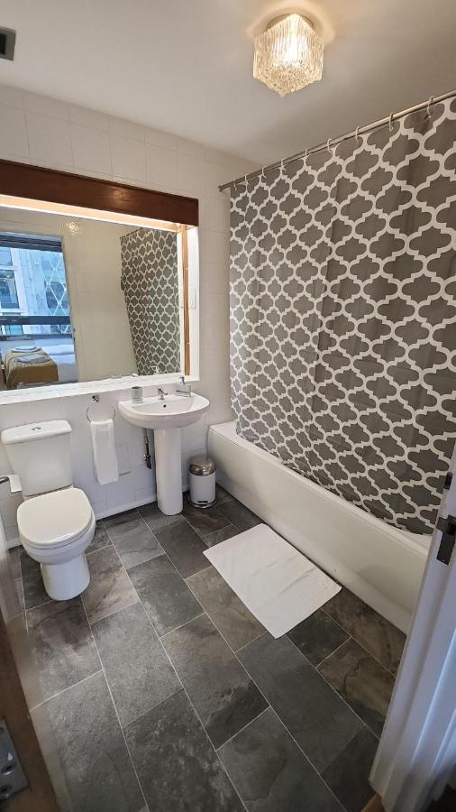 לונדון Top Floor Room In Baker St מראה חיצוני תמונה