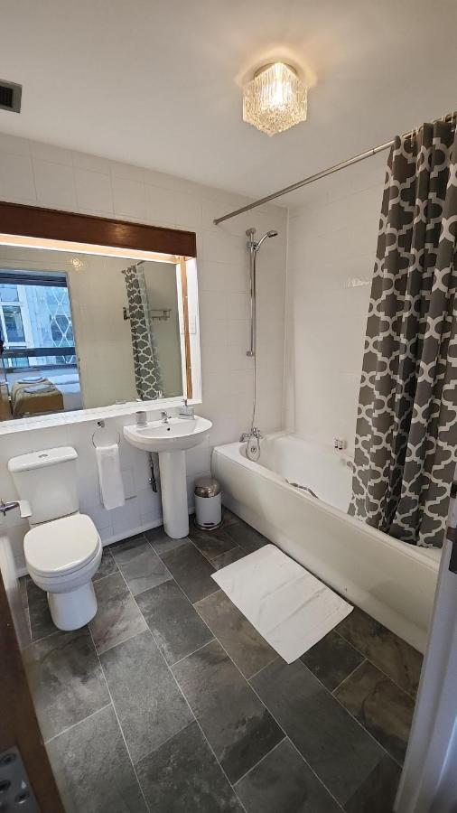 לונדון Top Floor Room In Baker St מראה חיצוני תמונה