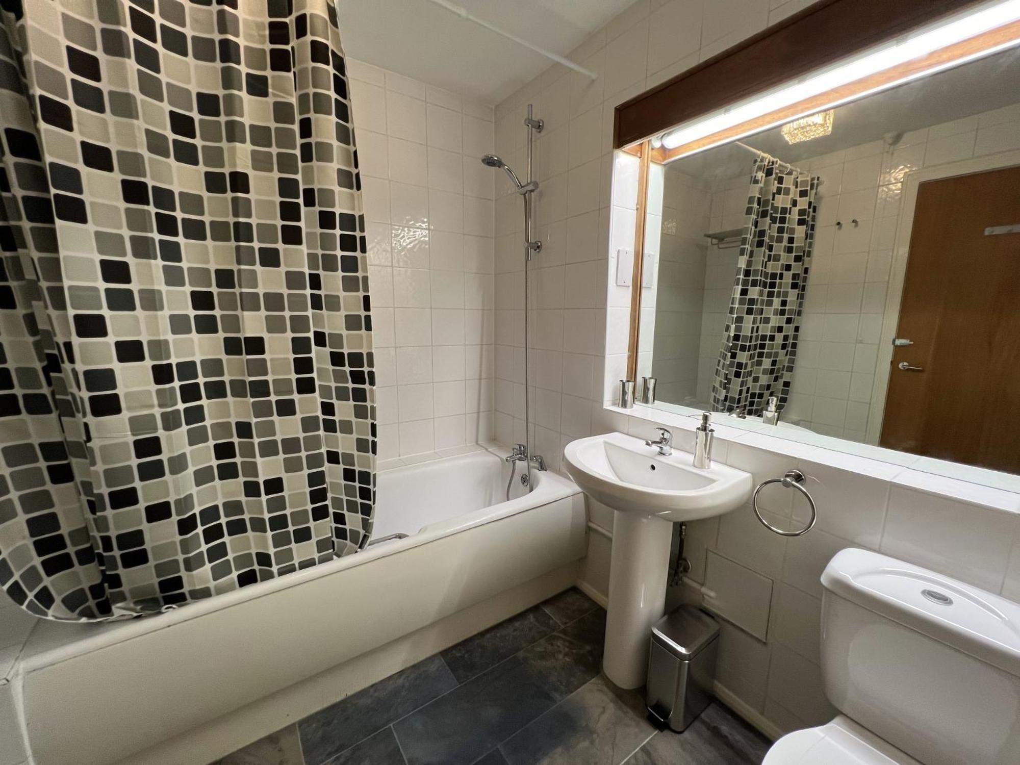 לונדון Top Floor Room In Baker St מראה חיצוני תמונה
